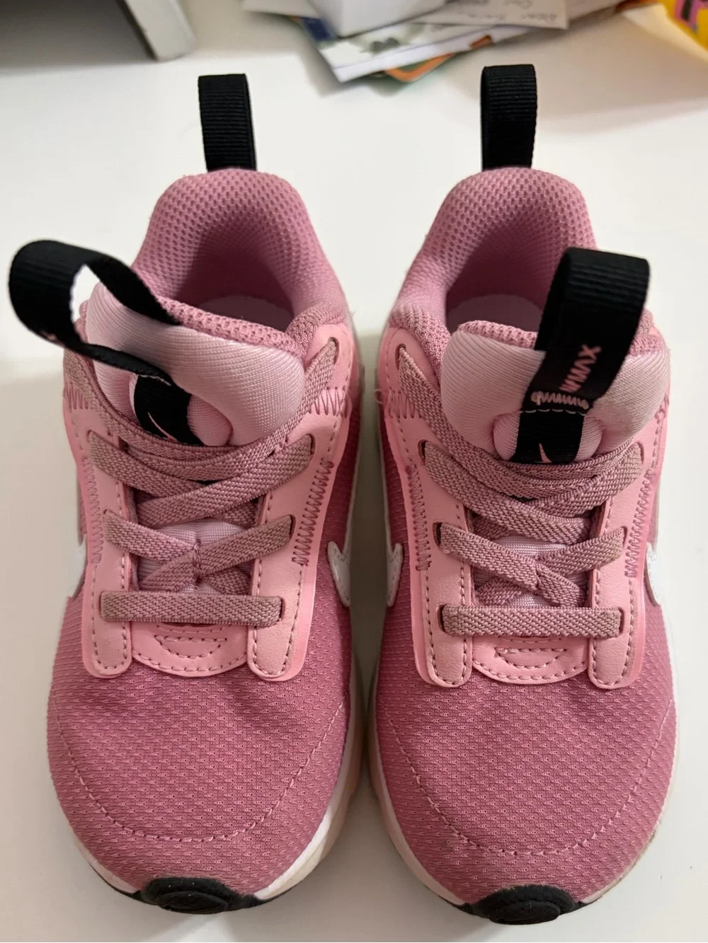 Nike Kids Pink and Light Pink Air-Cushioned Sneakers